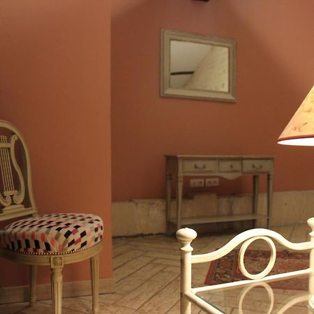 Domaine Des Chais Thénac 部屋 写真