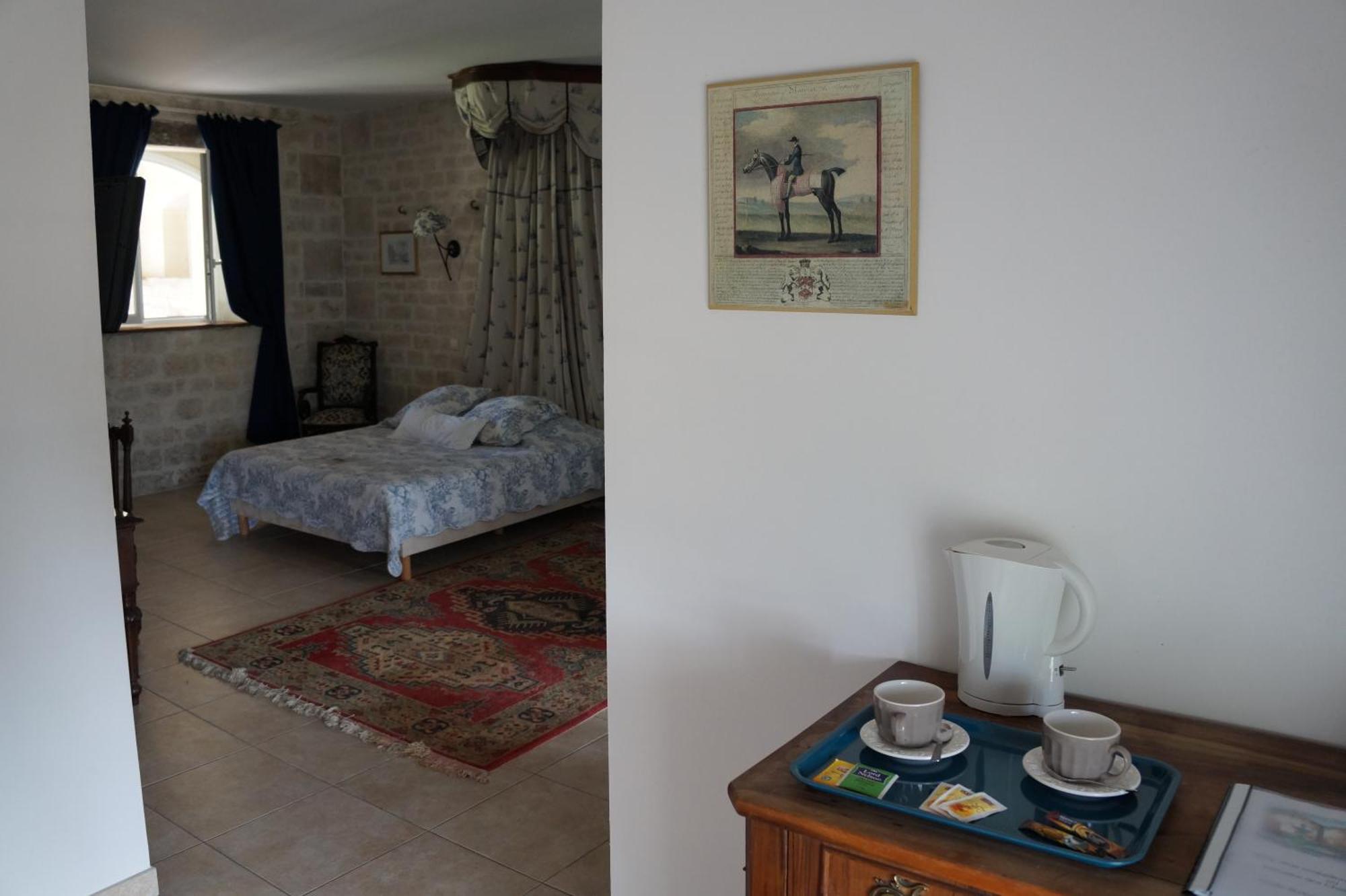 Domaine Des Chais Thénac 部屋 写真