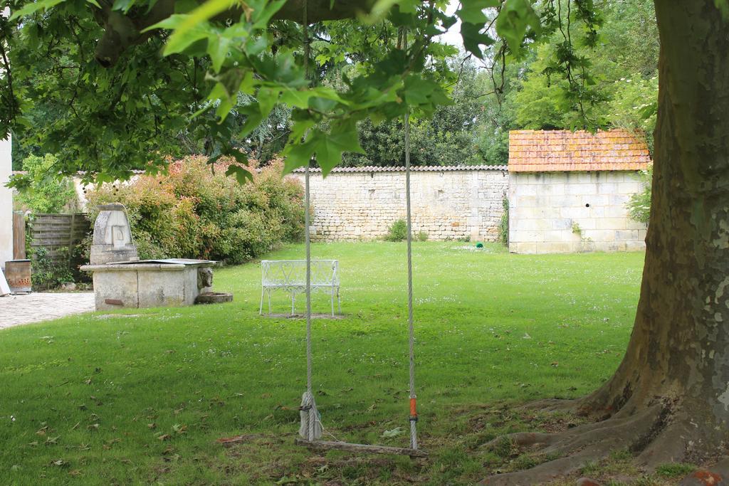 Domaine Des Chais Thénac エクステリア 写真