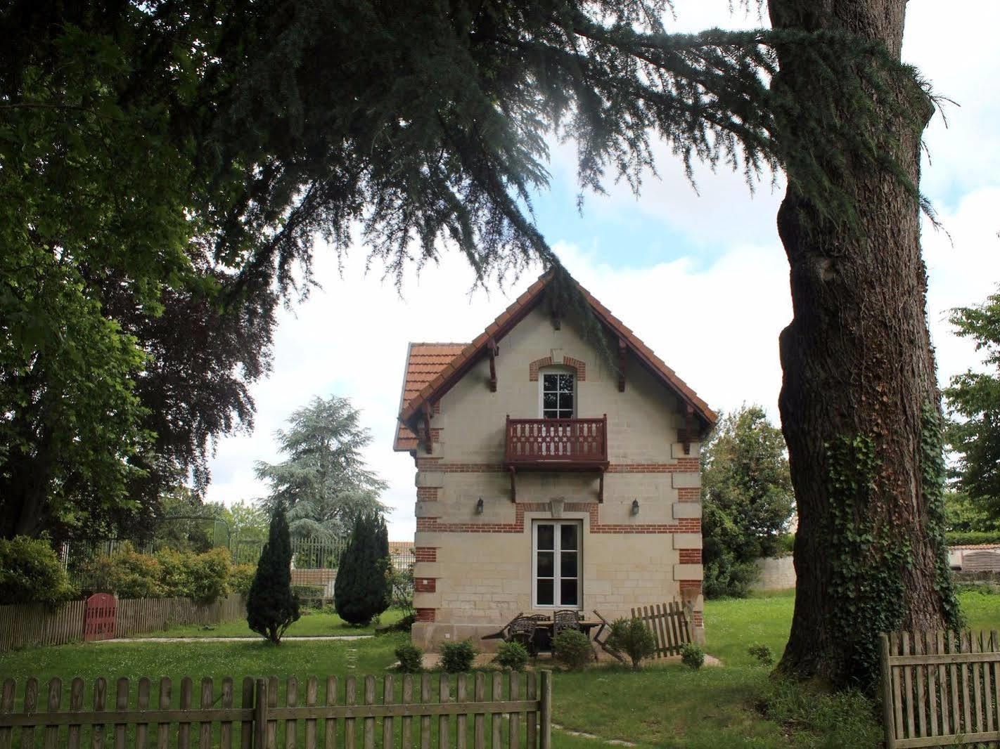 Domaine Des Chais Thénac エクステリア 写真